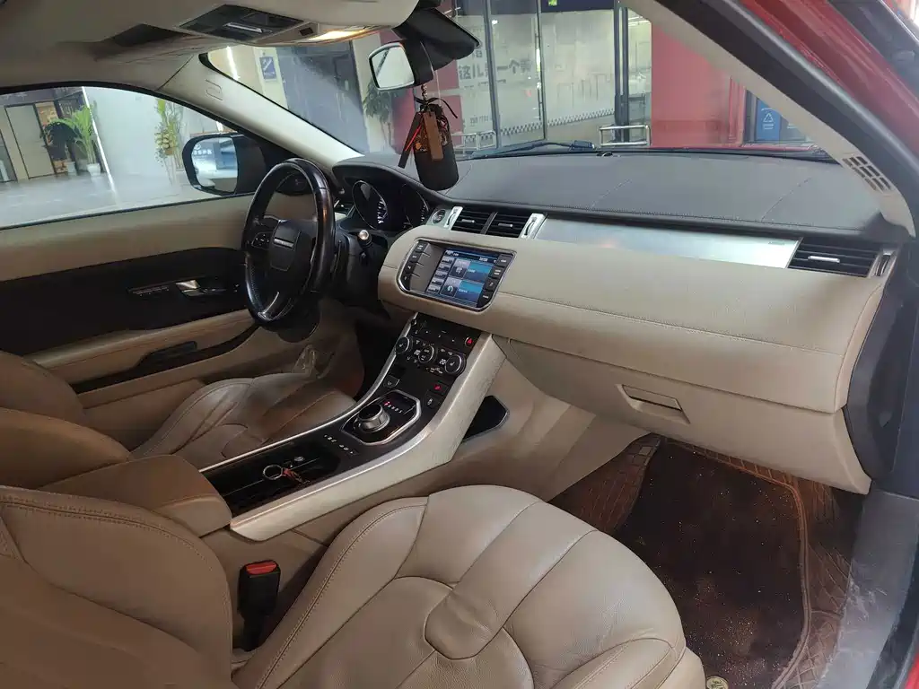 Land Rover Evoque (Import) — миниатюра 12