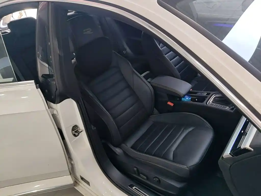Volkswagen CC — миниатюра 25