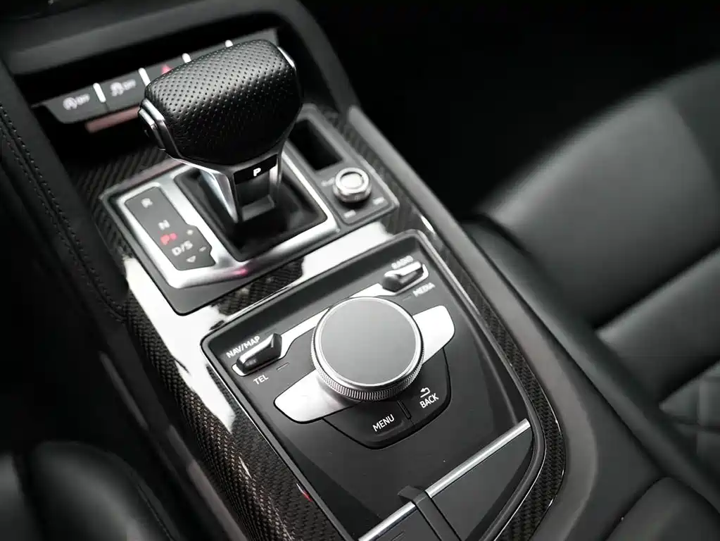 Audi R8 — миниатюра 28