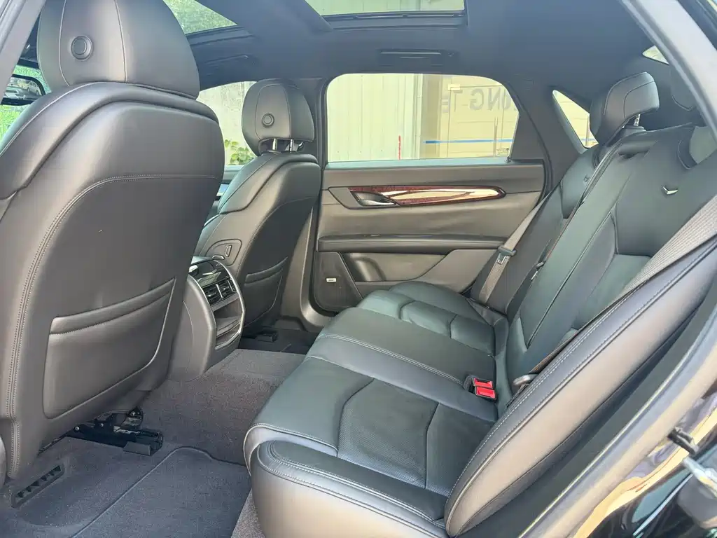 Cadillac CT6 — миниатюра 7