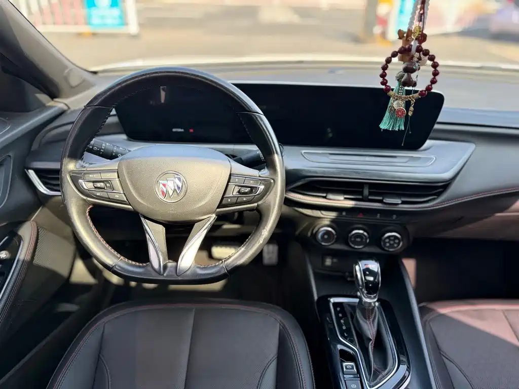 Buick Verano — миниатюра 9