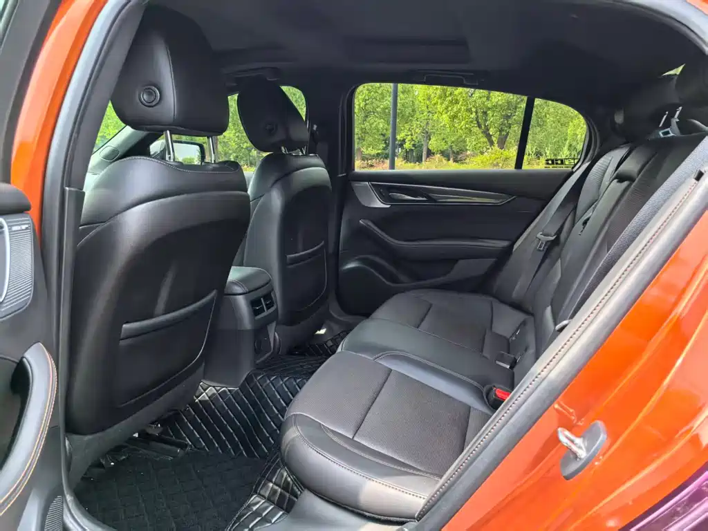 Cadillac CT5 2023 28T