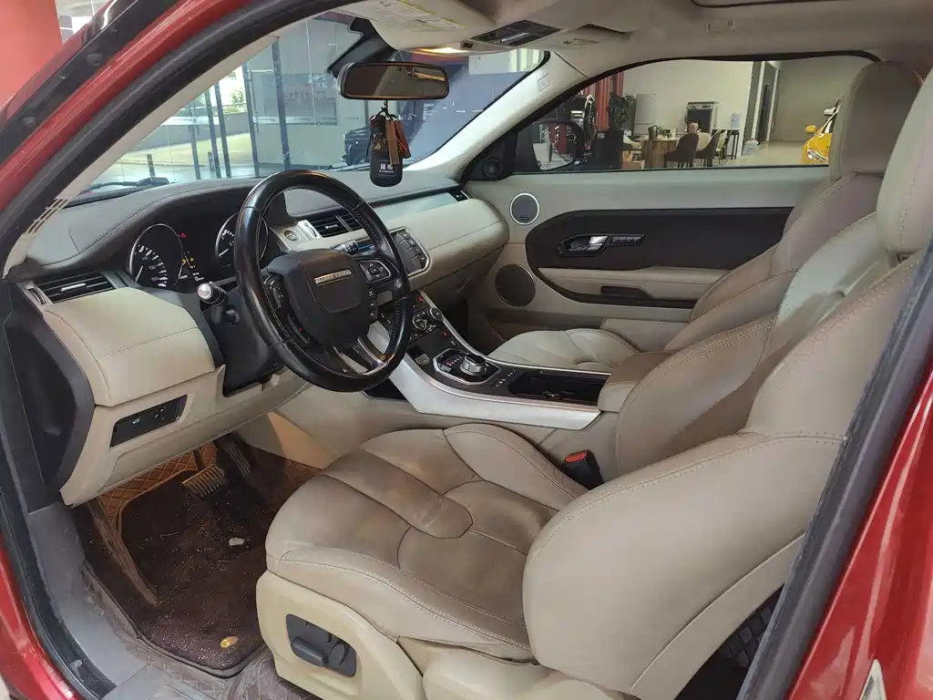 Land Rover Evoque (Import) — миниатюра 7