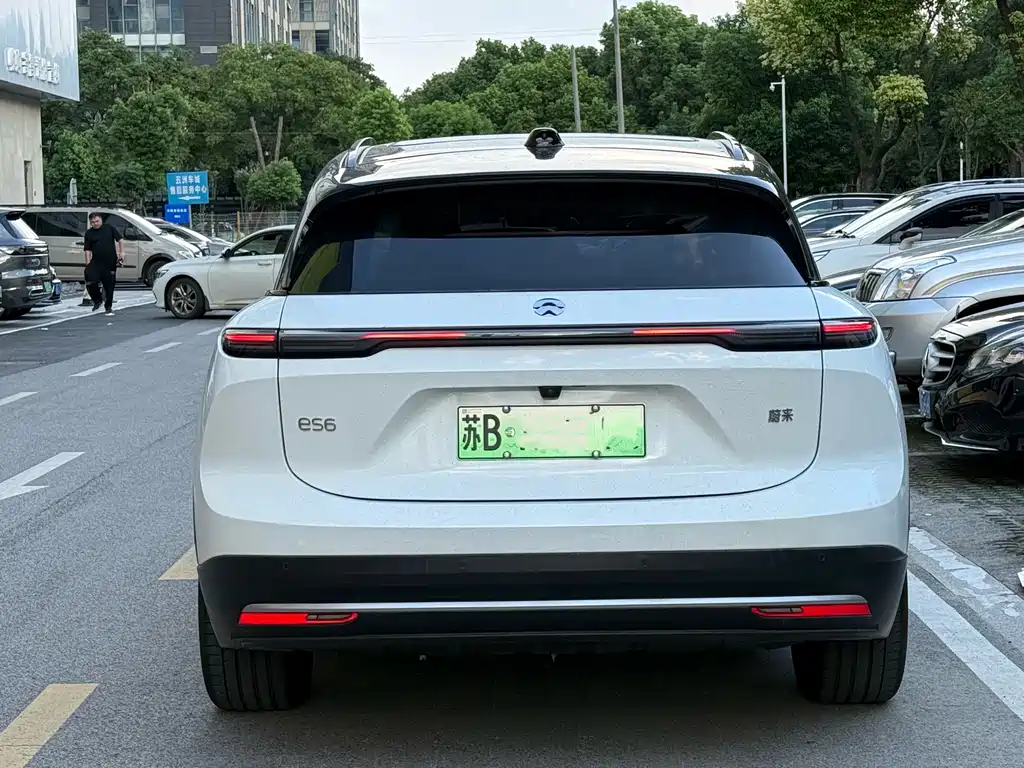 NIO ES6 — миниатюра 3