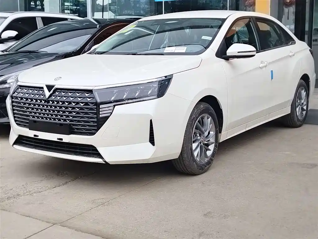 Купить Venucia D60