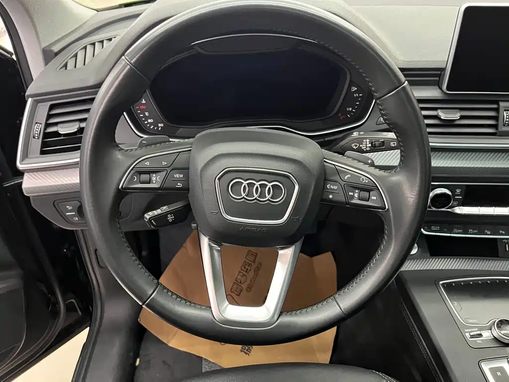 Audi Q5L 2020 45 TFSI Premium Fashion