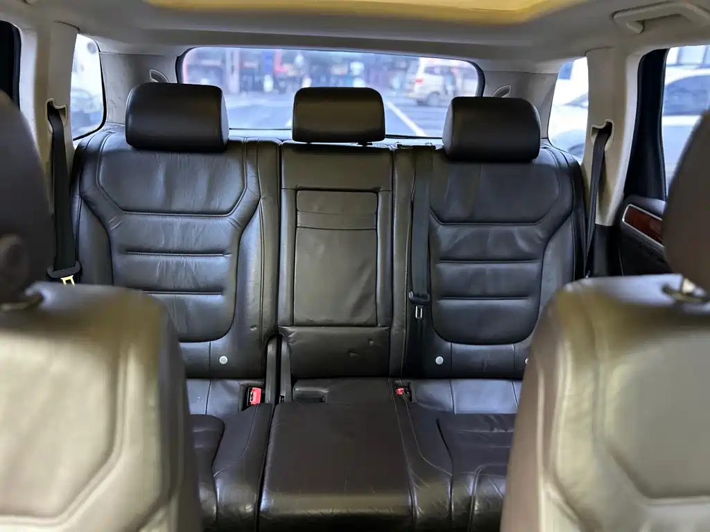 Volkswagen Touareg — миниатюра 35