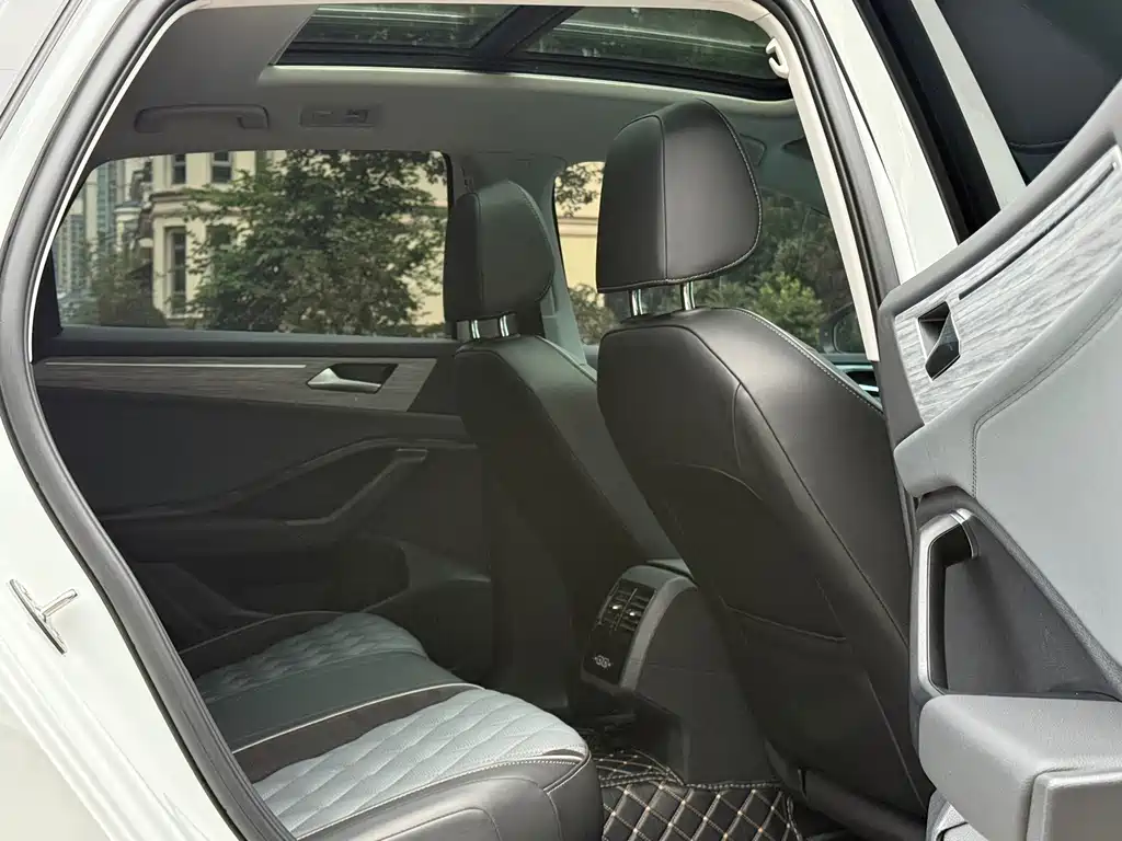 Volkswagen Sagitar — миниатюра 17