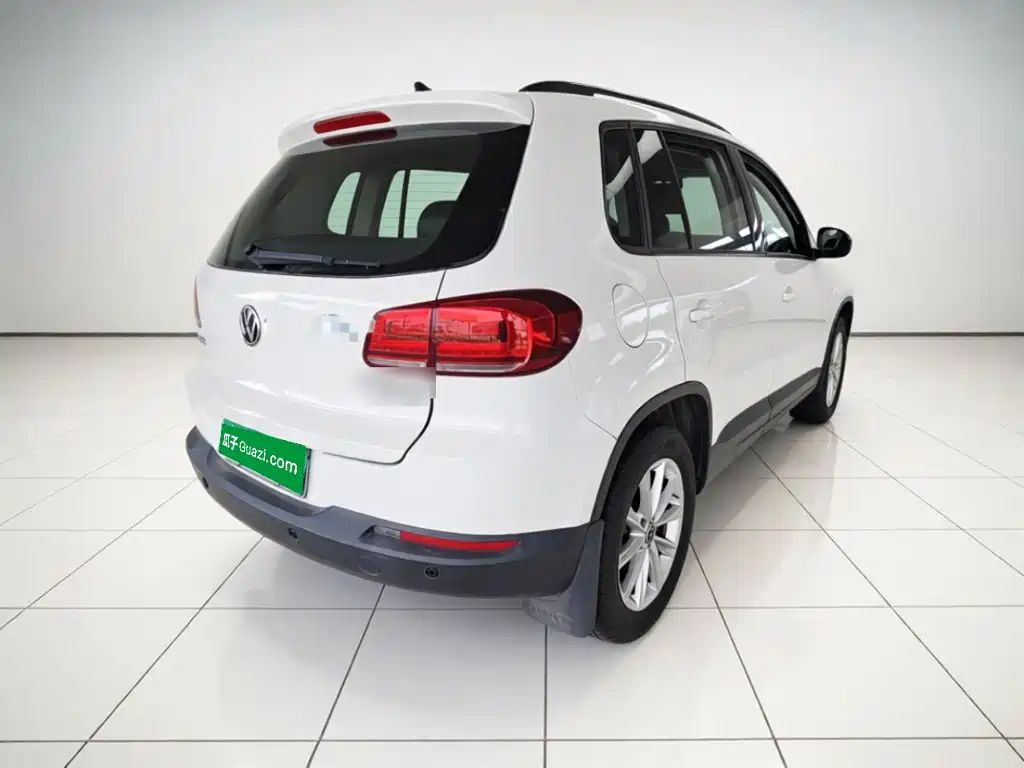 Volkswagen Tiguan — миниатюра 4