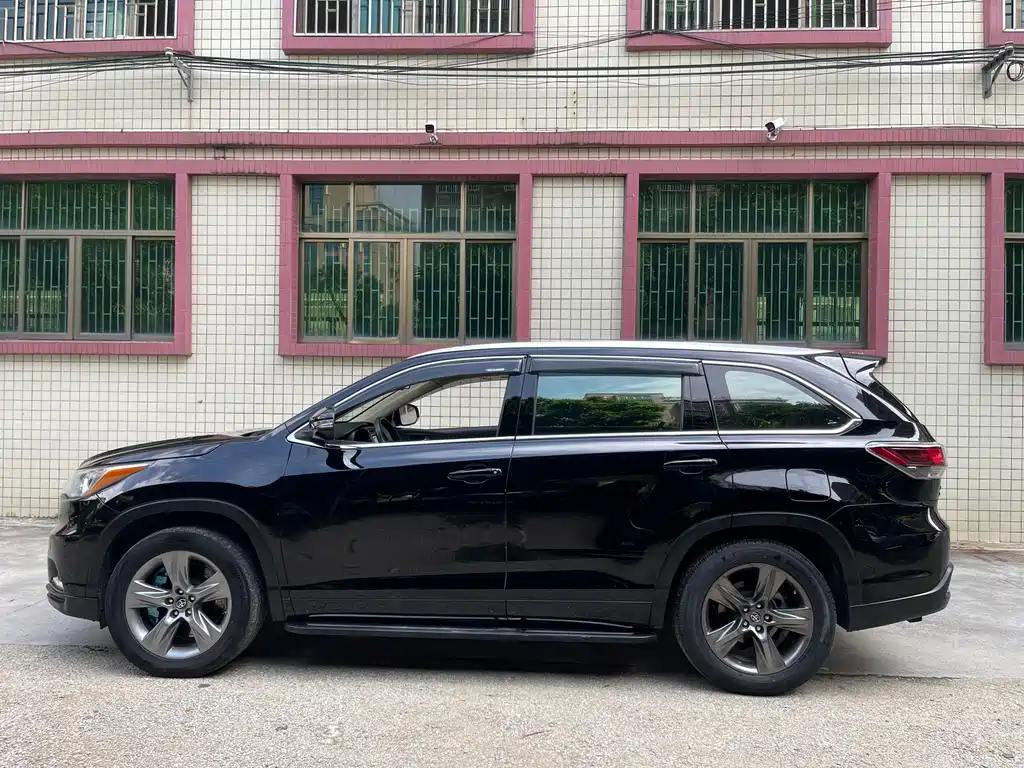 Toyota Highlander — миниатюра 16