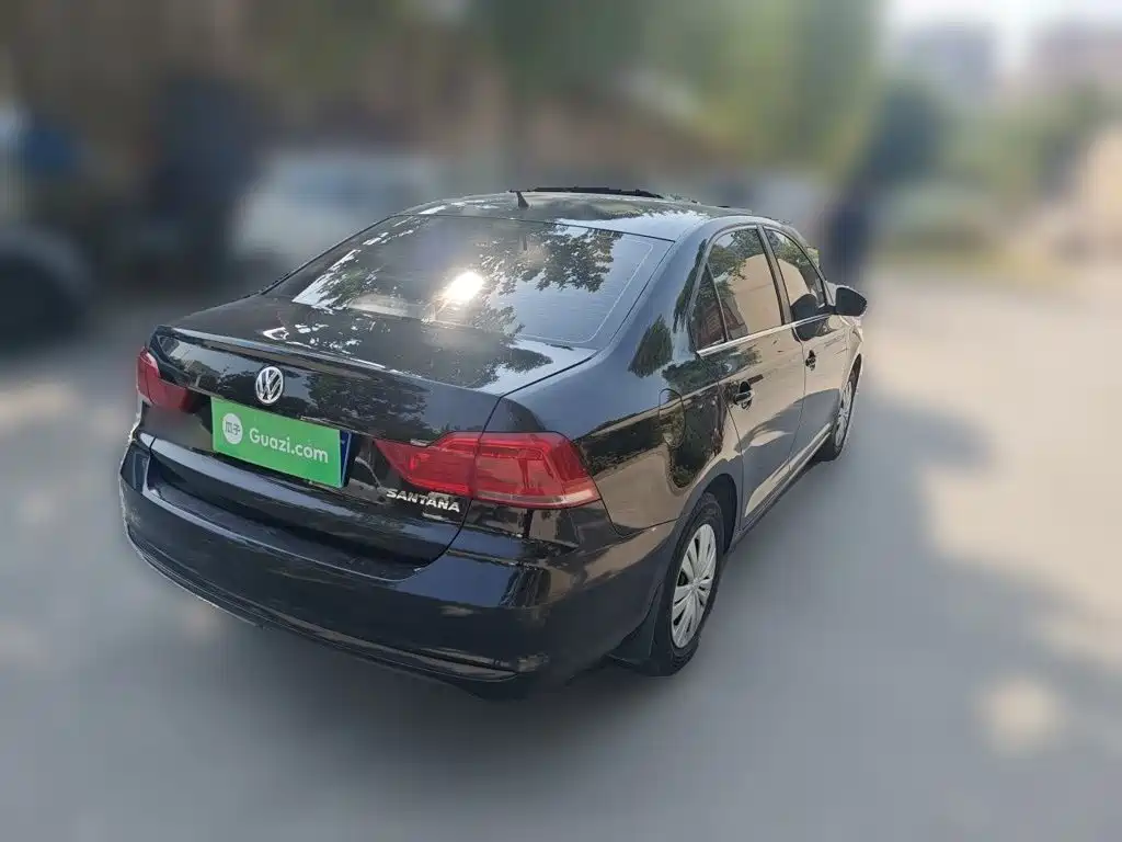 Volkswagen Santana — миниатюра 4