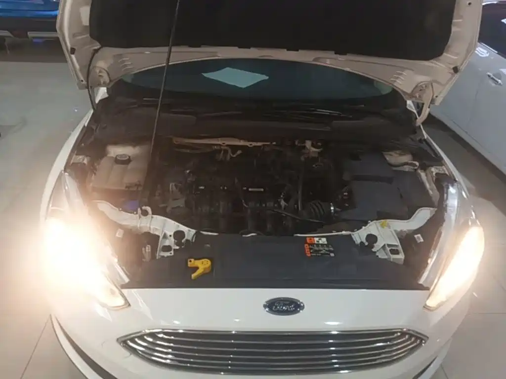 Ford Focus — миниатюра 20