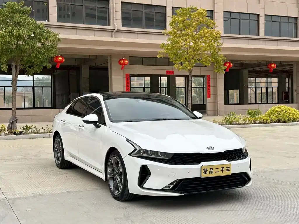 Kia K5 — миниатюра 3