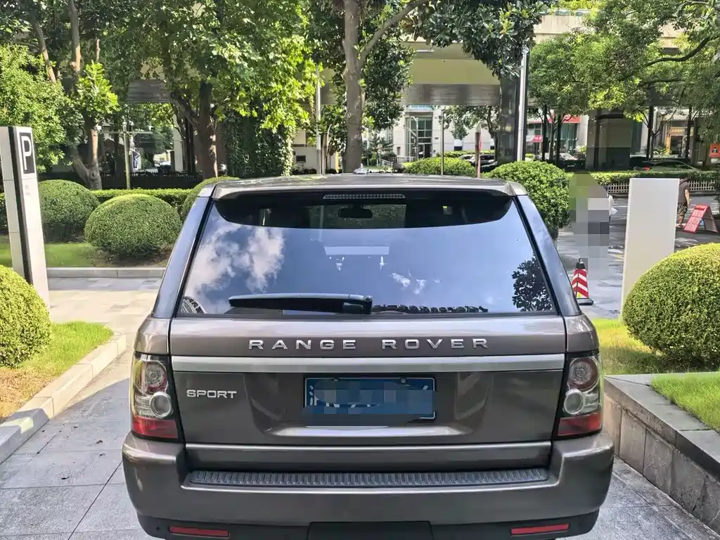 Land Rover Sport — миниатюра 4