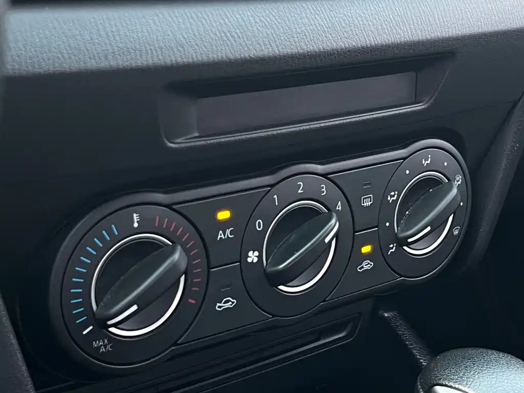 Mazda 3 Axela — миниатюра 18