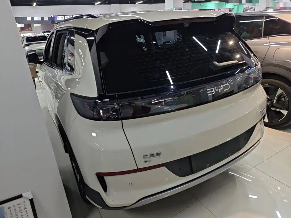 BYD Sealion 05 EV — миниатюра 5