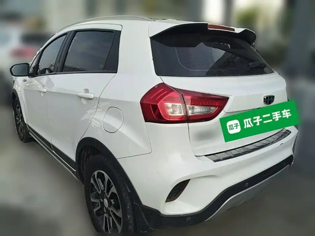 Geely Vision X3 — миниатюра 7