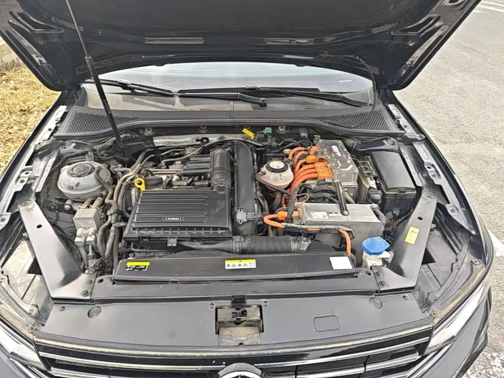 Volkswagen Magotan PHEV — миниатюра 20