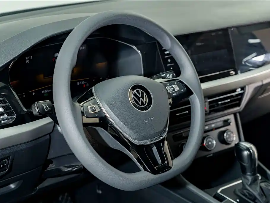 Volkswagen Lavida — миниатюра 10