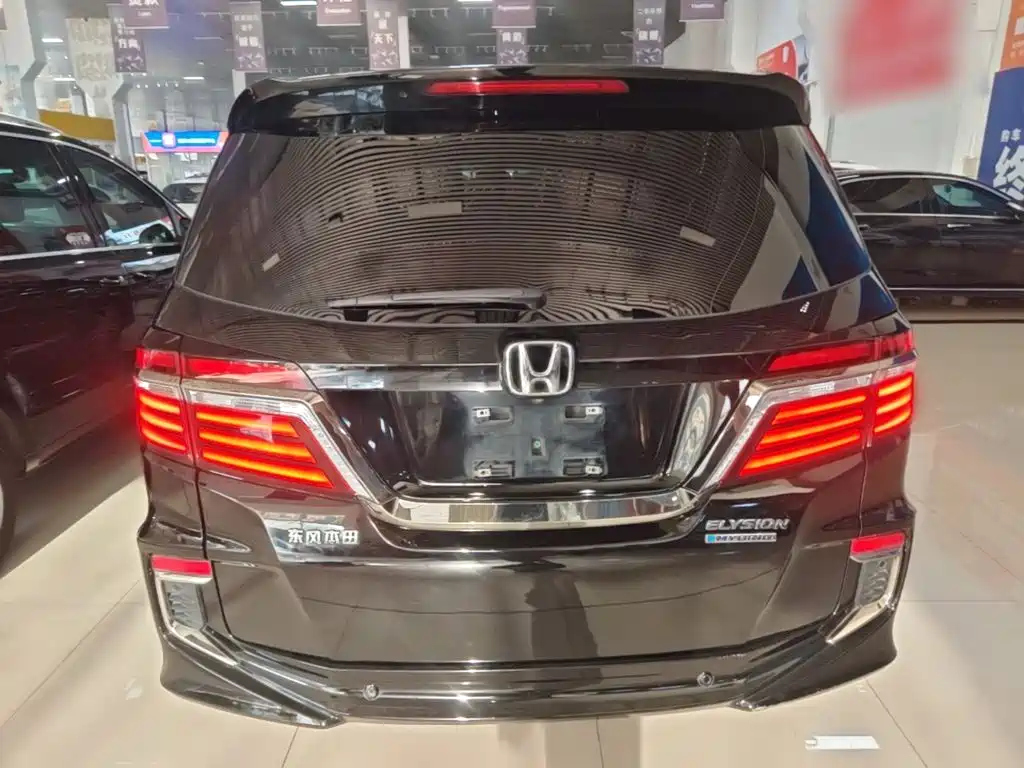 Honda Elysion — миниатюра 6