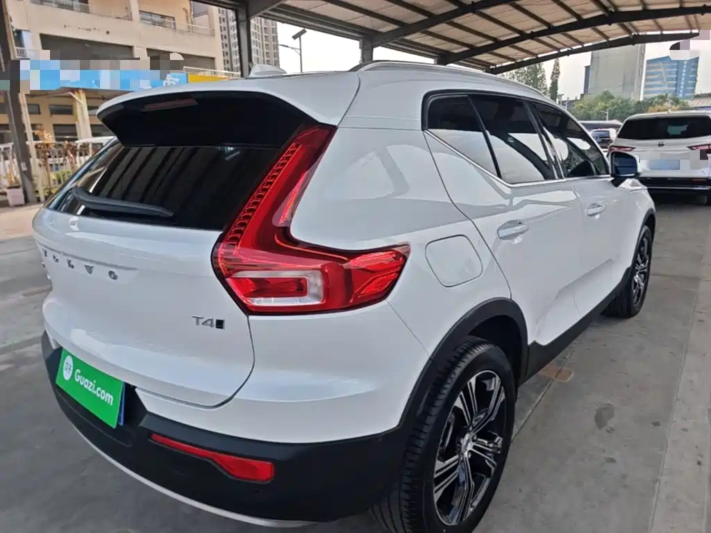 Volvo XC40 — миниатюра 7