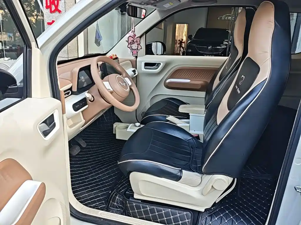 Wuling MINIEV — миниатюра 15