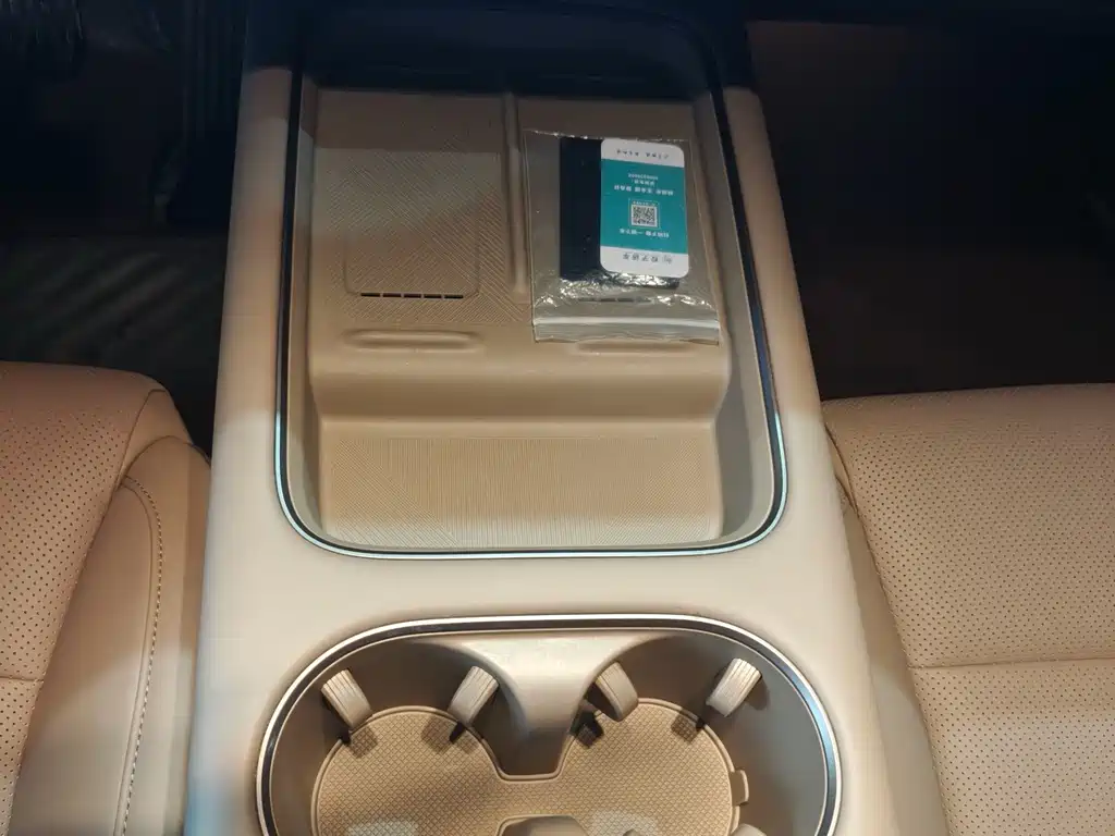Li Auto Li i6 — миниатюра 19