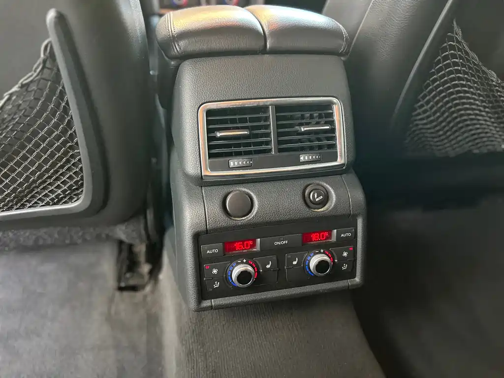 Audi Q7 — миниатюра 20