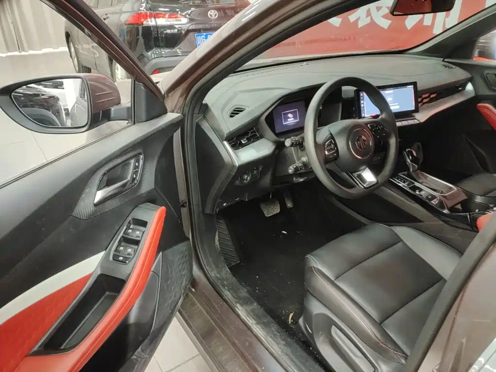 MG MG5 — миниатюра 16