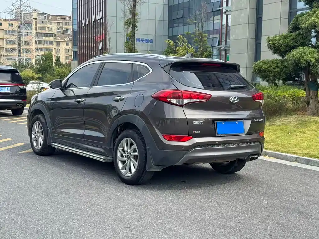 Hyundai Tucson — миниатюра 9