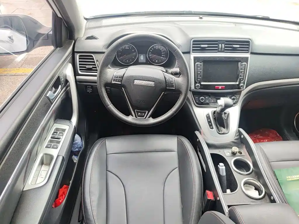 Haval M6 — миниатюра 6