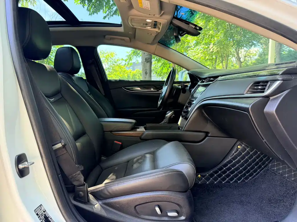 Cadillac XTS — миниатюра 16