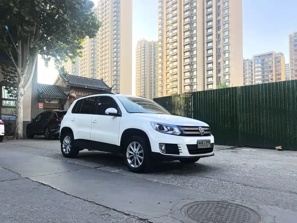 Volkswagen Tiguan — миниатюра 3