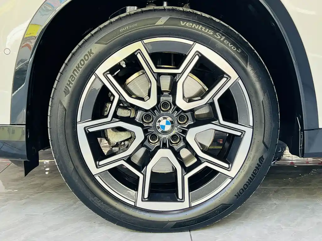 BMW X1 — миниатюра 8
