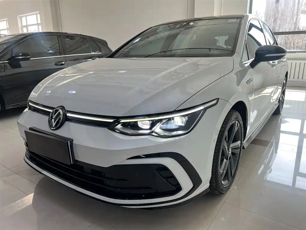 Volkswagen Golf 2023