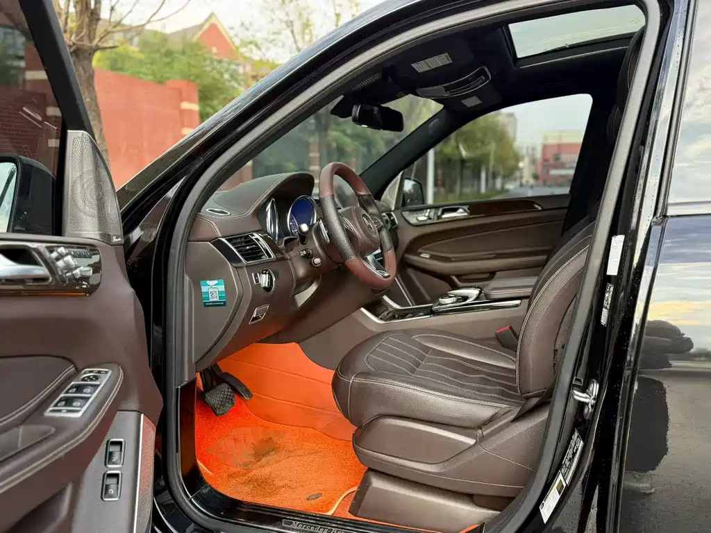 Mercedes-Benz GLS — миниатюра 4