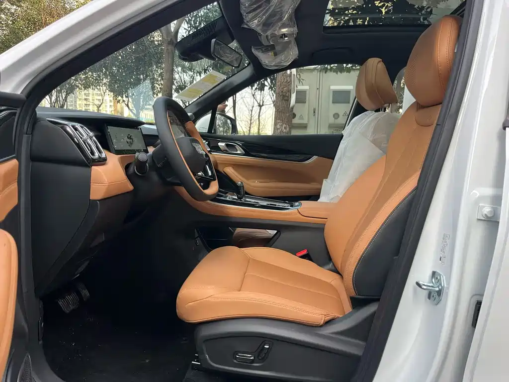 GEELY AUTOMOBILE BOYUE L