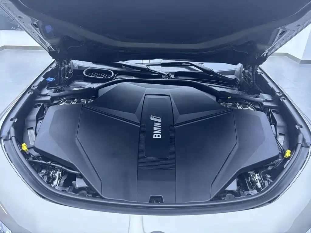 BMW i7 — миниатюра 16