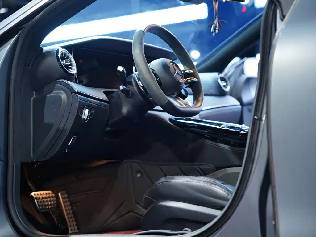 Mercedes-Benz AMG GT — миниатюра 10
