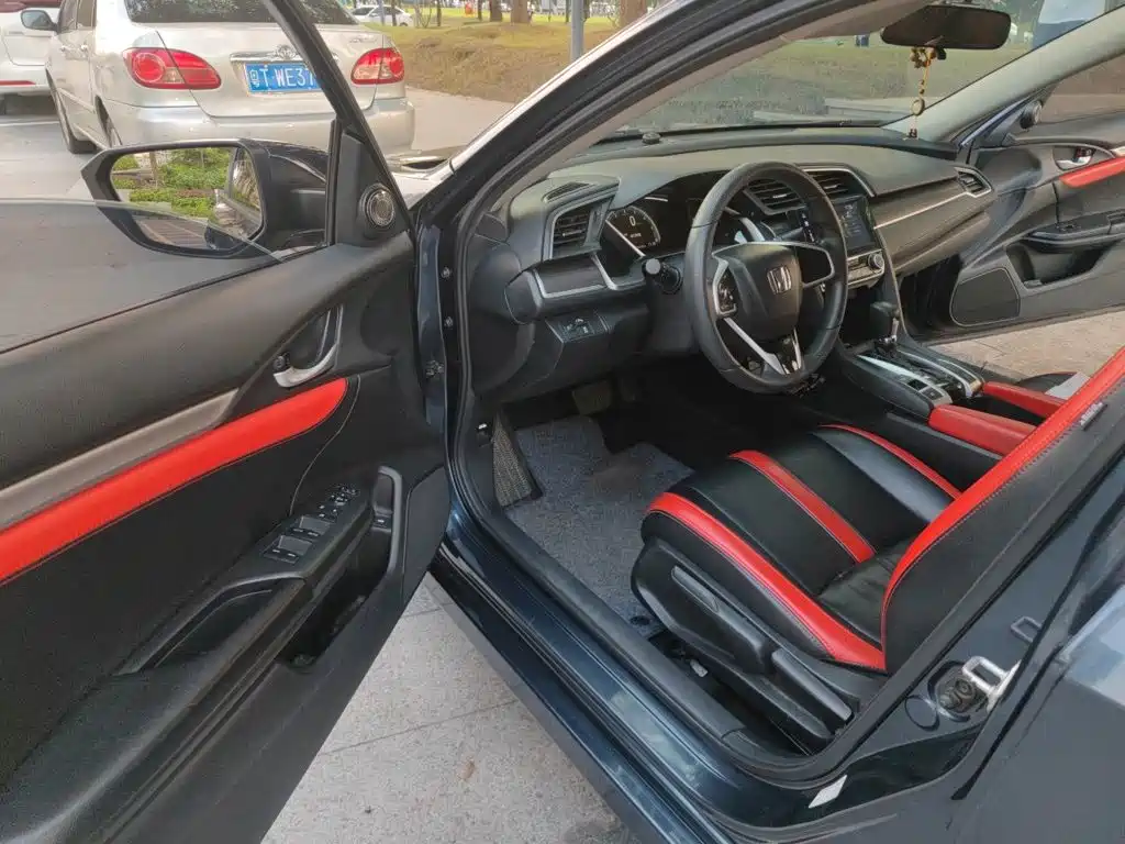 Honda Civic — миниатюра 17