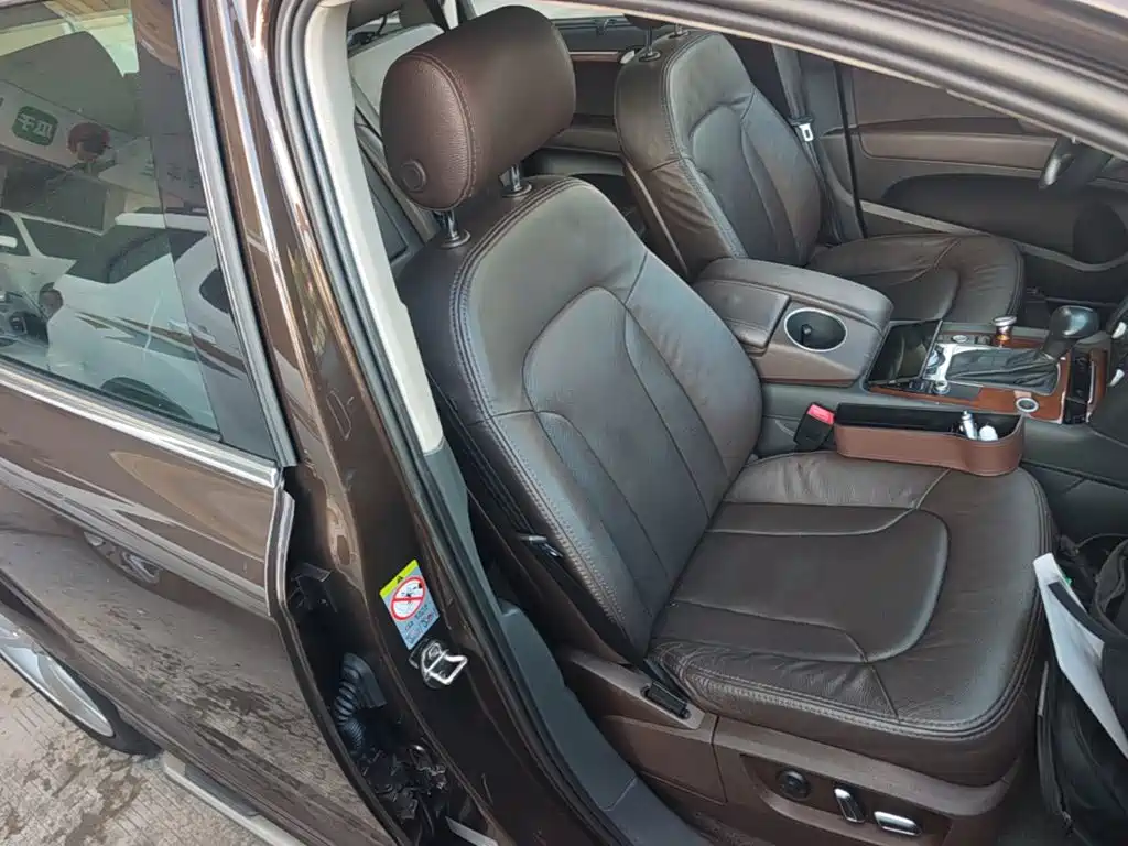 Audi Q7 — миниатюра 25