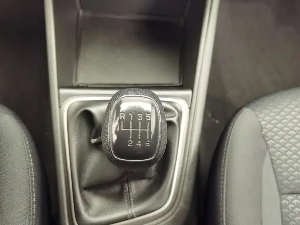 Hyundai Verna — миниатюра 13