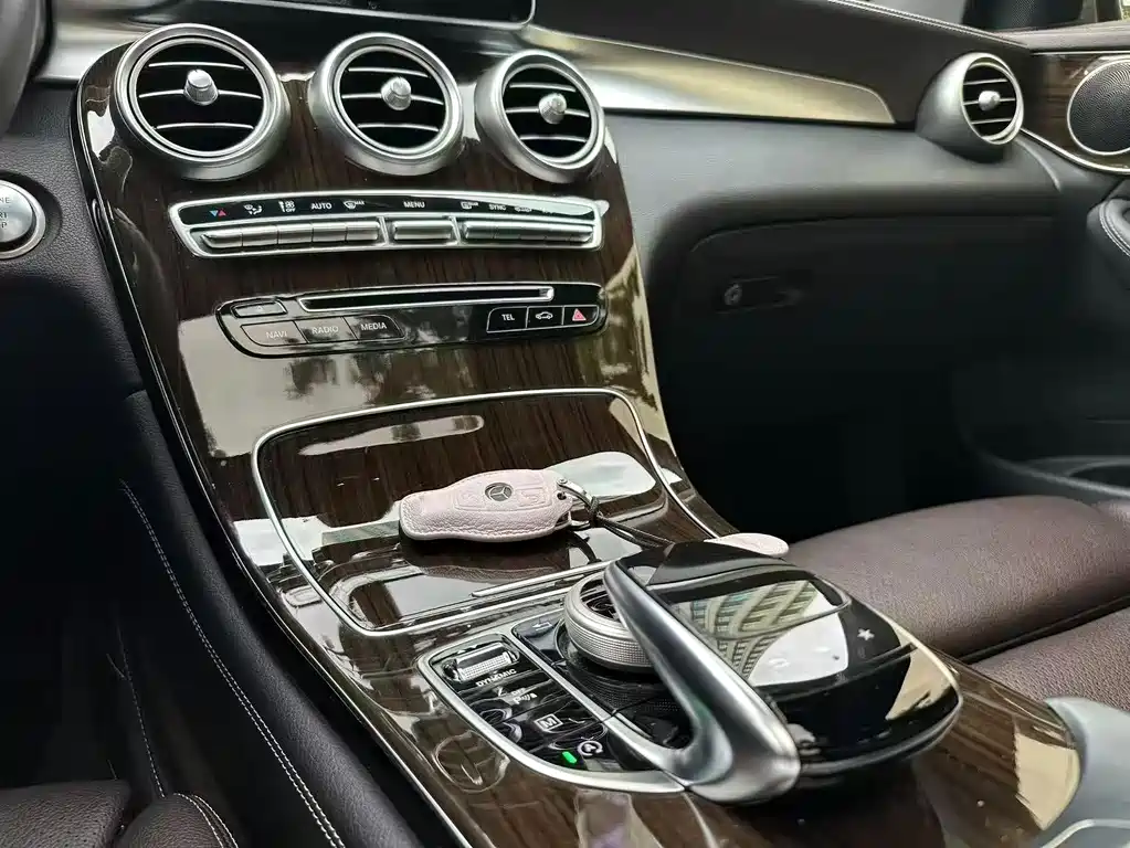 Mercedes-Benz GLC — миниатюра 4