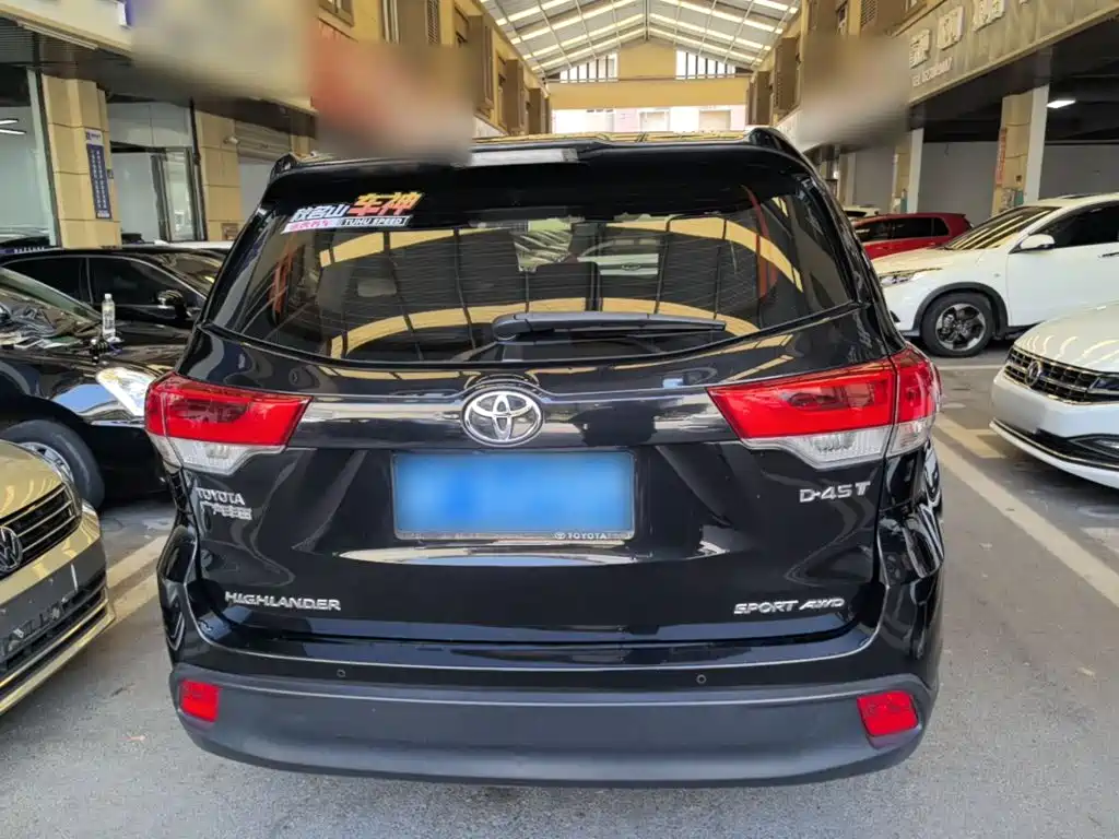 Toyota Highlander — миниатюра 6