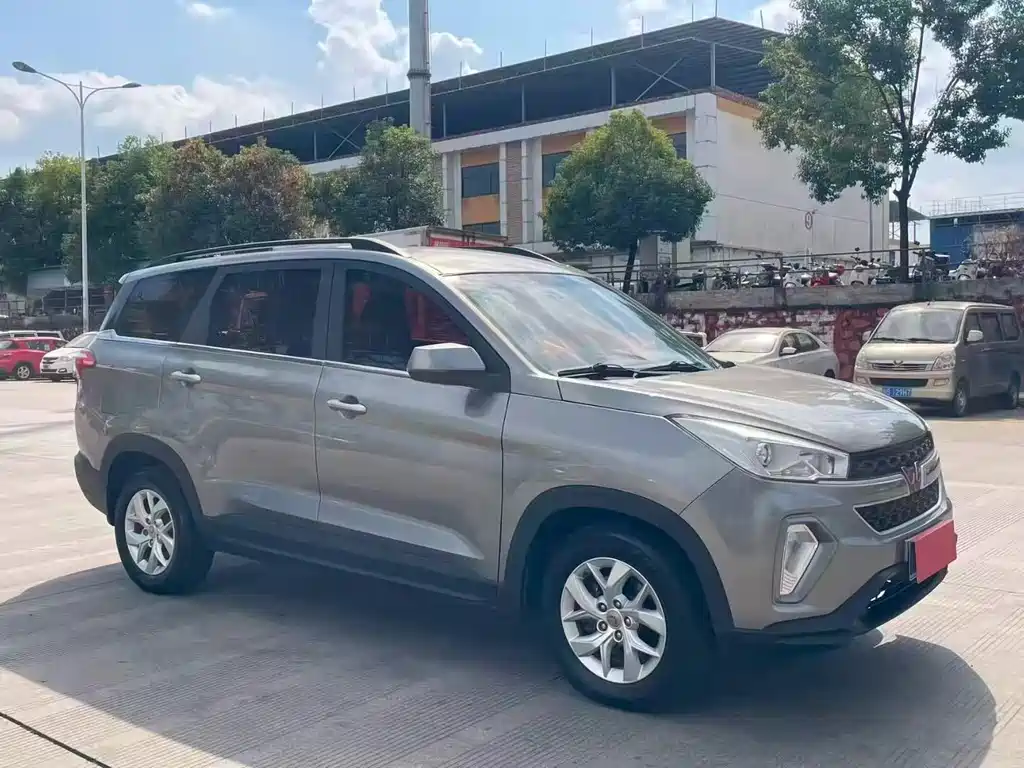 Wuling Hongguang S3 — миниатюра 3