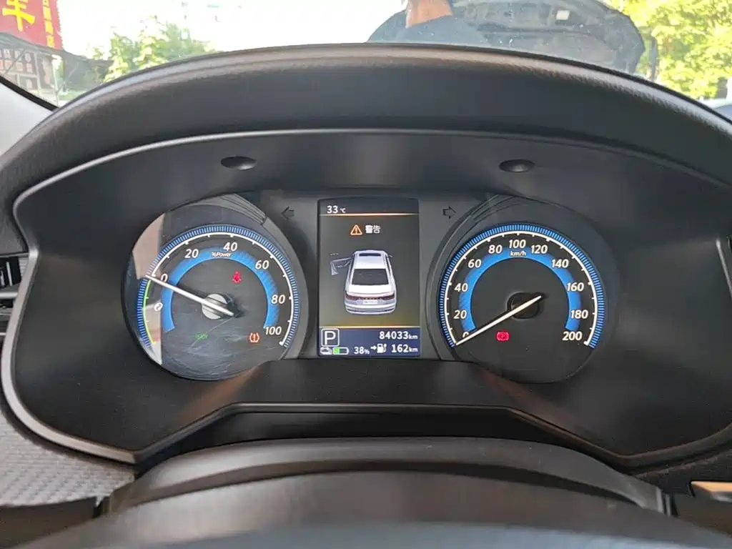 Venucia D60 EV — миниатюра 12