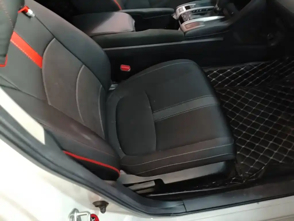 Honda Civic — миниатюра 25
