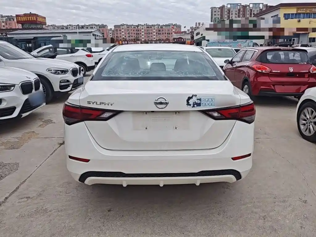 Nissan Sylphy — миниатюра 6