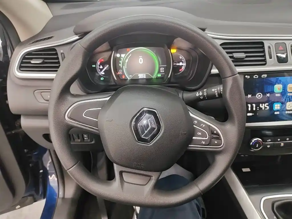 Renault Kadjar — миниатюра 11
