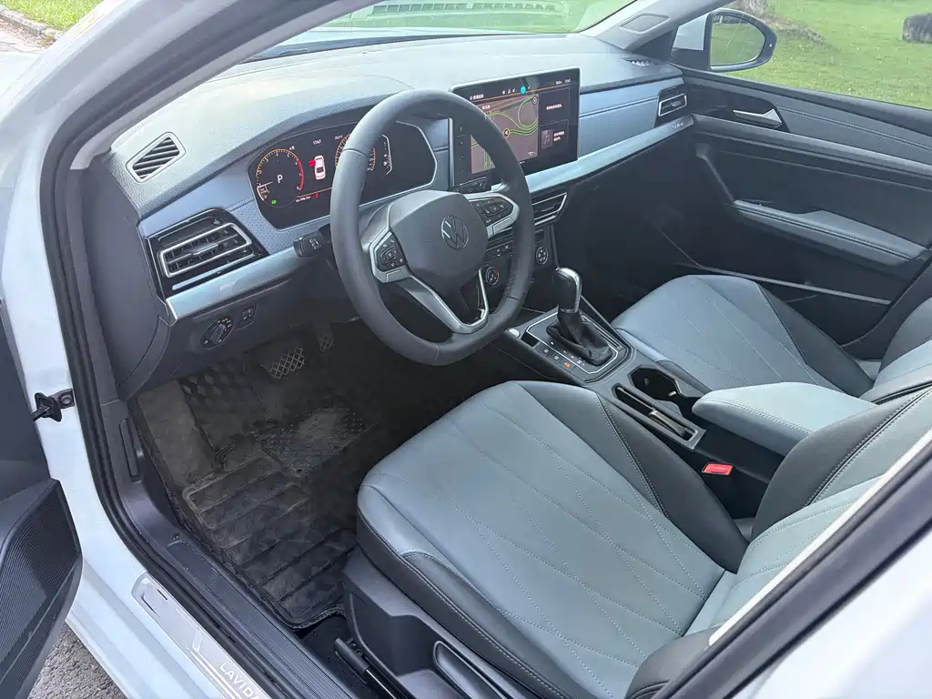 Volkswagen Lavida — миниатюра 5
